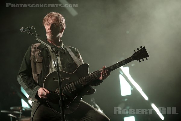 QUEENS OF THE STONE AGE - 2023-11-07 - PARIS - Accor Arena - Joshua Michael Homme III